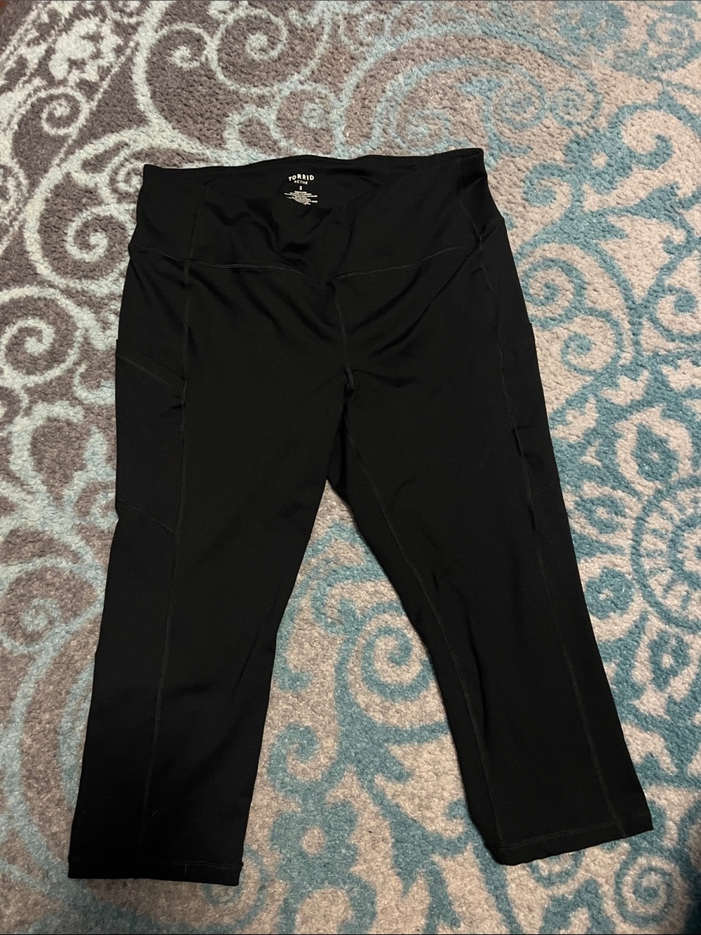 torrid Black Capri Leggings with Side Pockets